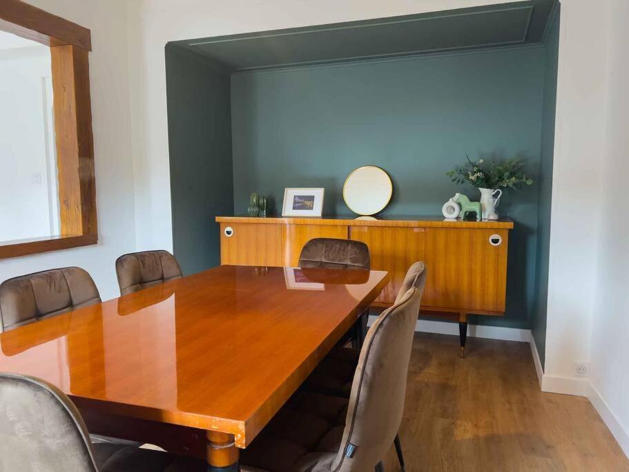 Maison Semi-Troglodyte Avec 4 Velos Rochecorbon Esterno foto